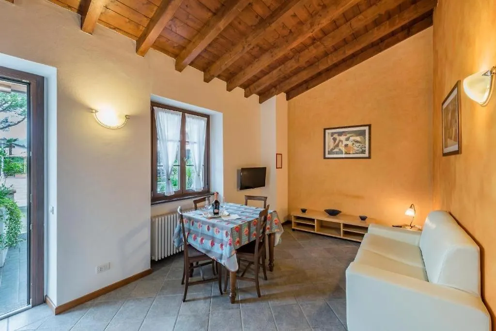 מלון טרמצו Albergo Villa Edy