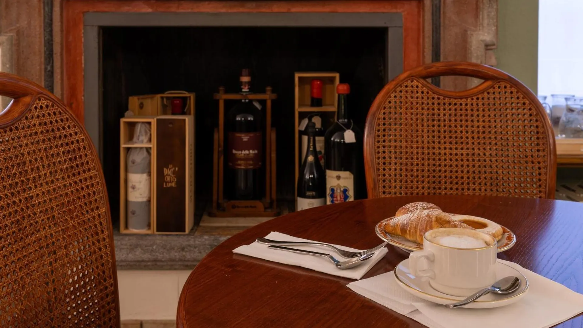 *** מלון טרמצו Albergo Villa Edy איטליה
