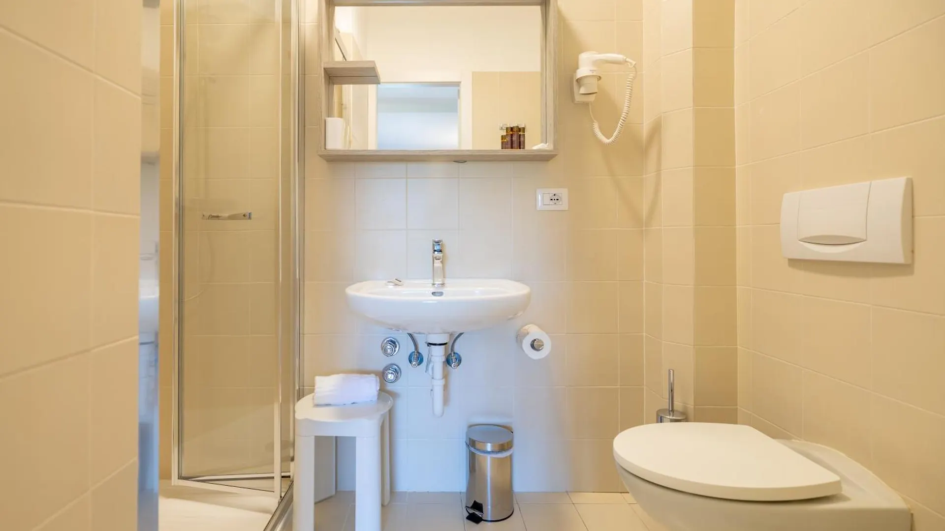 טרמצו Albergo Villa Edy