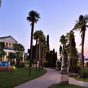 Cortine Palace Relais Chateaux סירמיונה