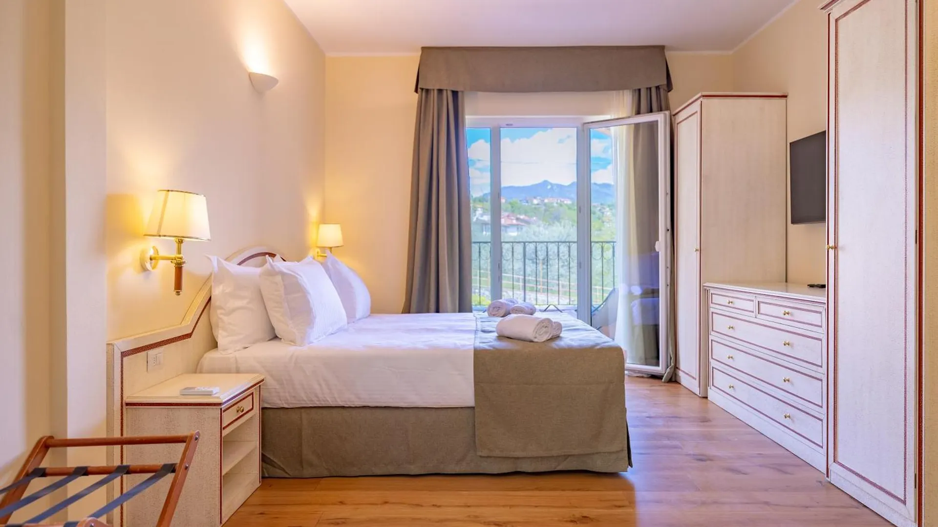 Albergo Villa Edy Tremezzo